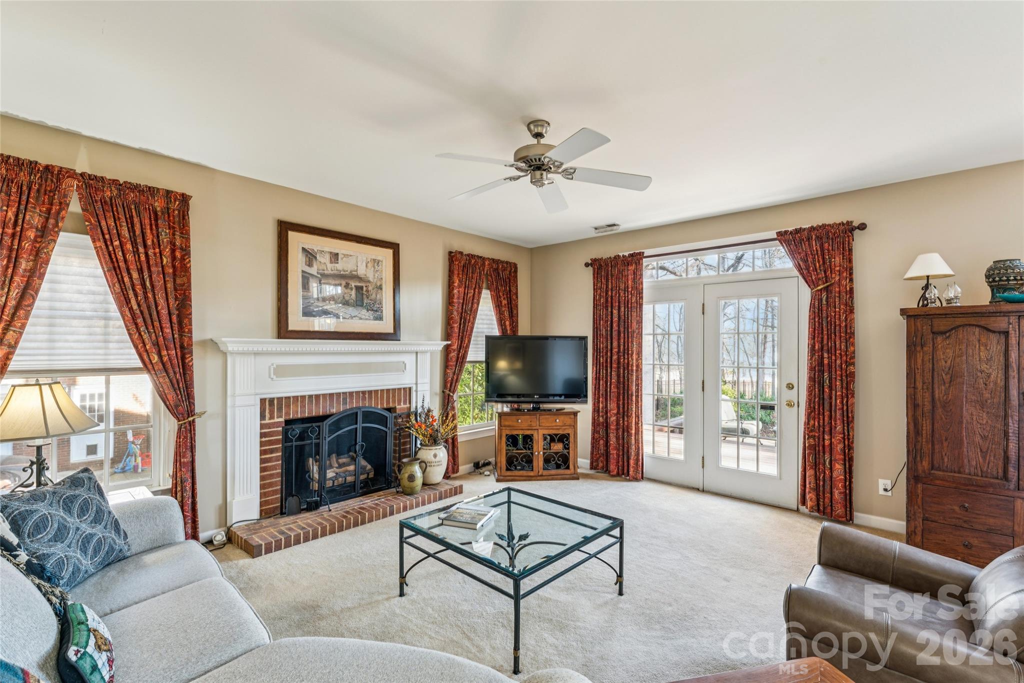 152 Lockerbie Lane