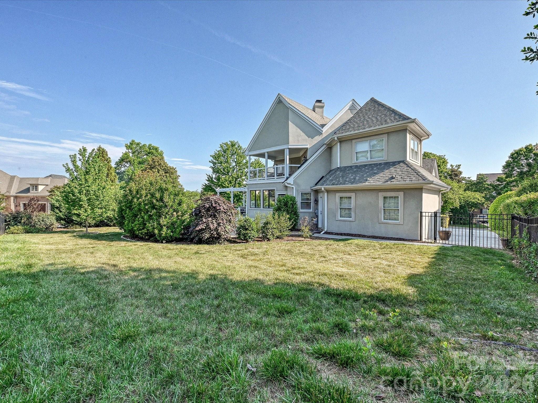 17626 Spinnakers Reach Drive