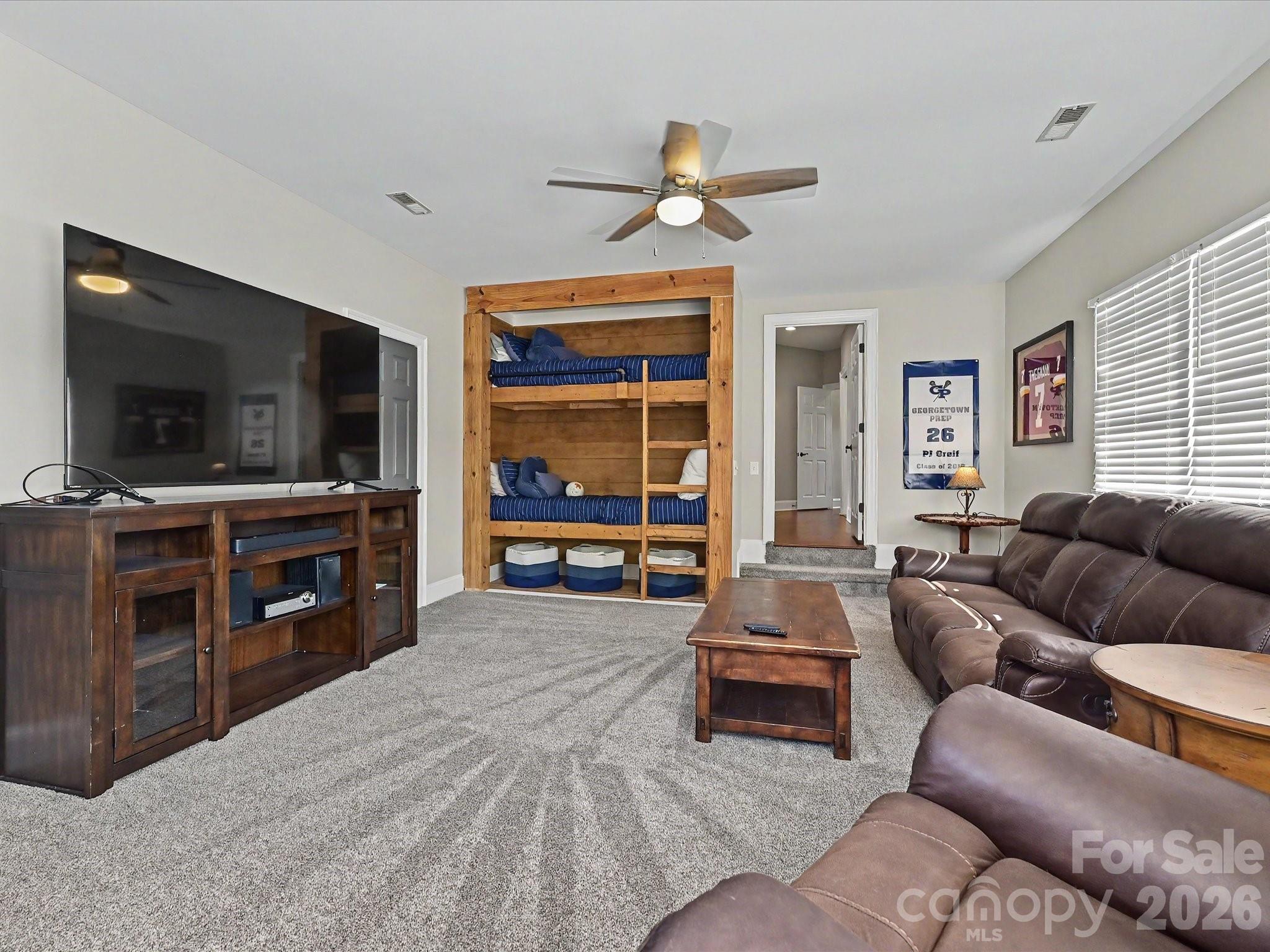 17626 Spinnakers Reach Drive