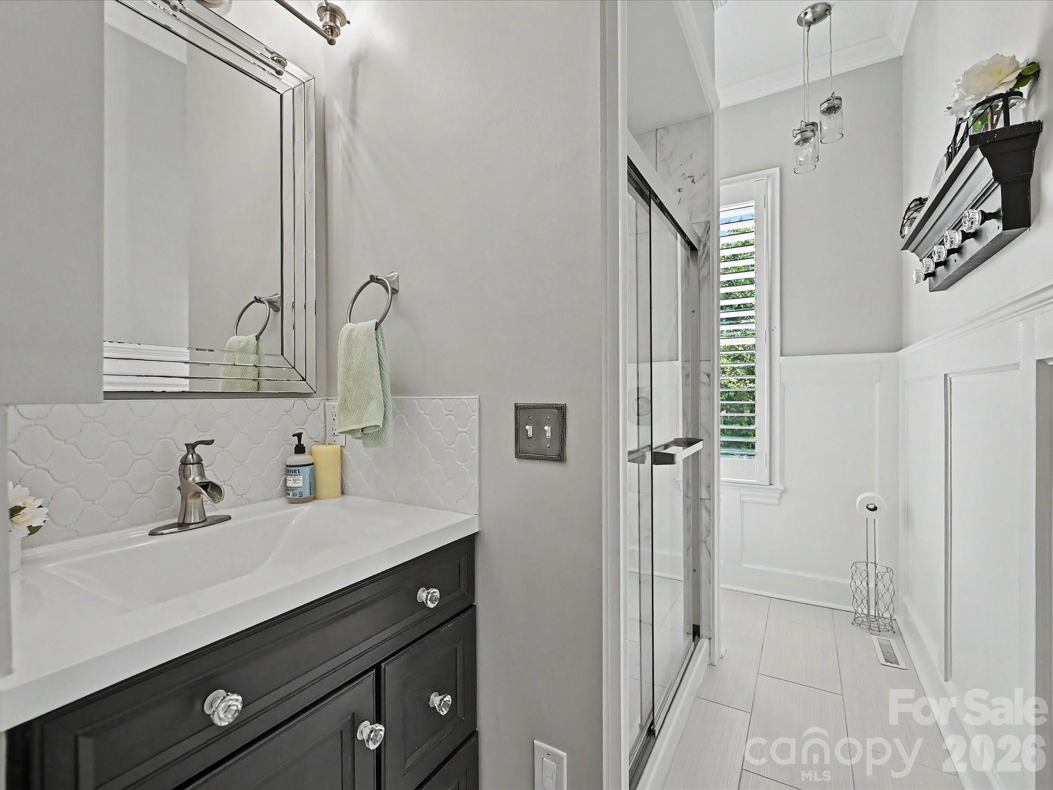 17626 Spinnakers Reach Drive