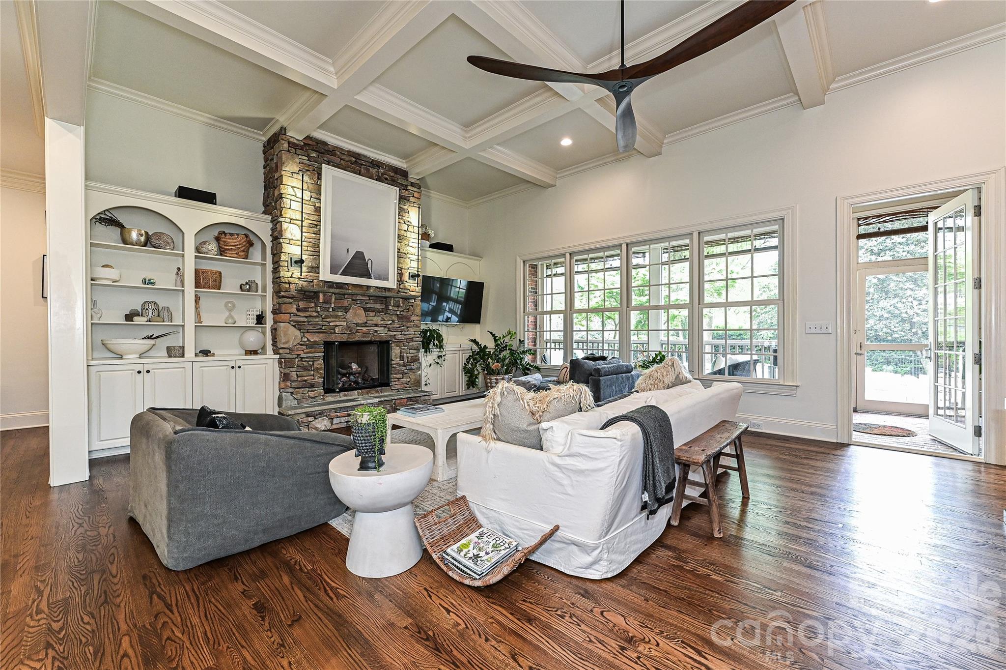 1126 Concord Road