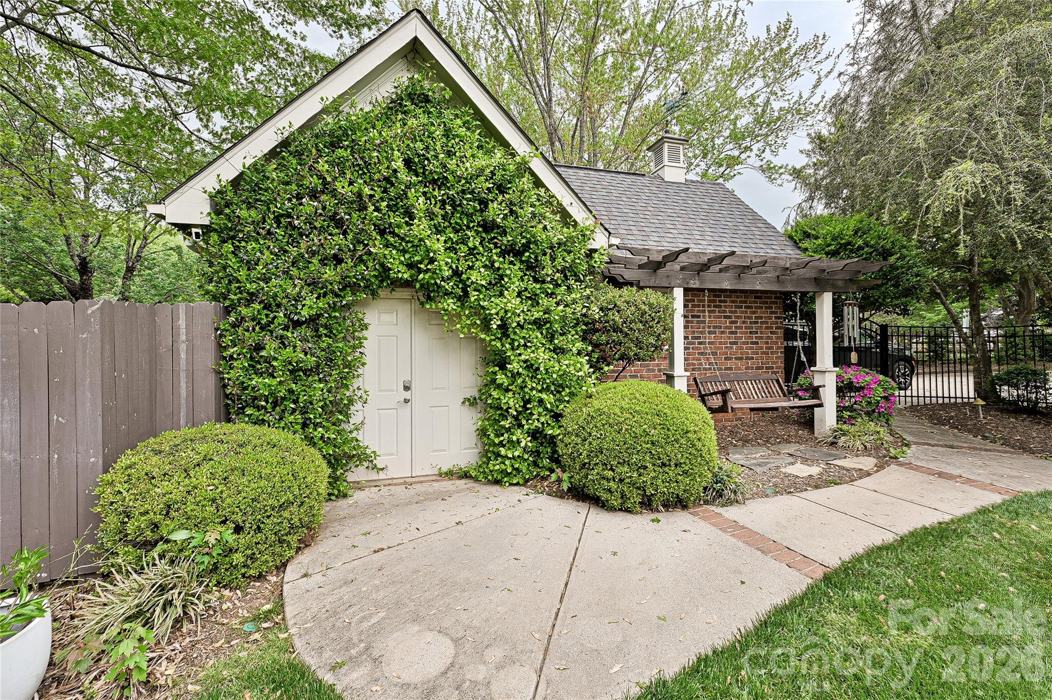 1126 Concord Road