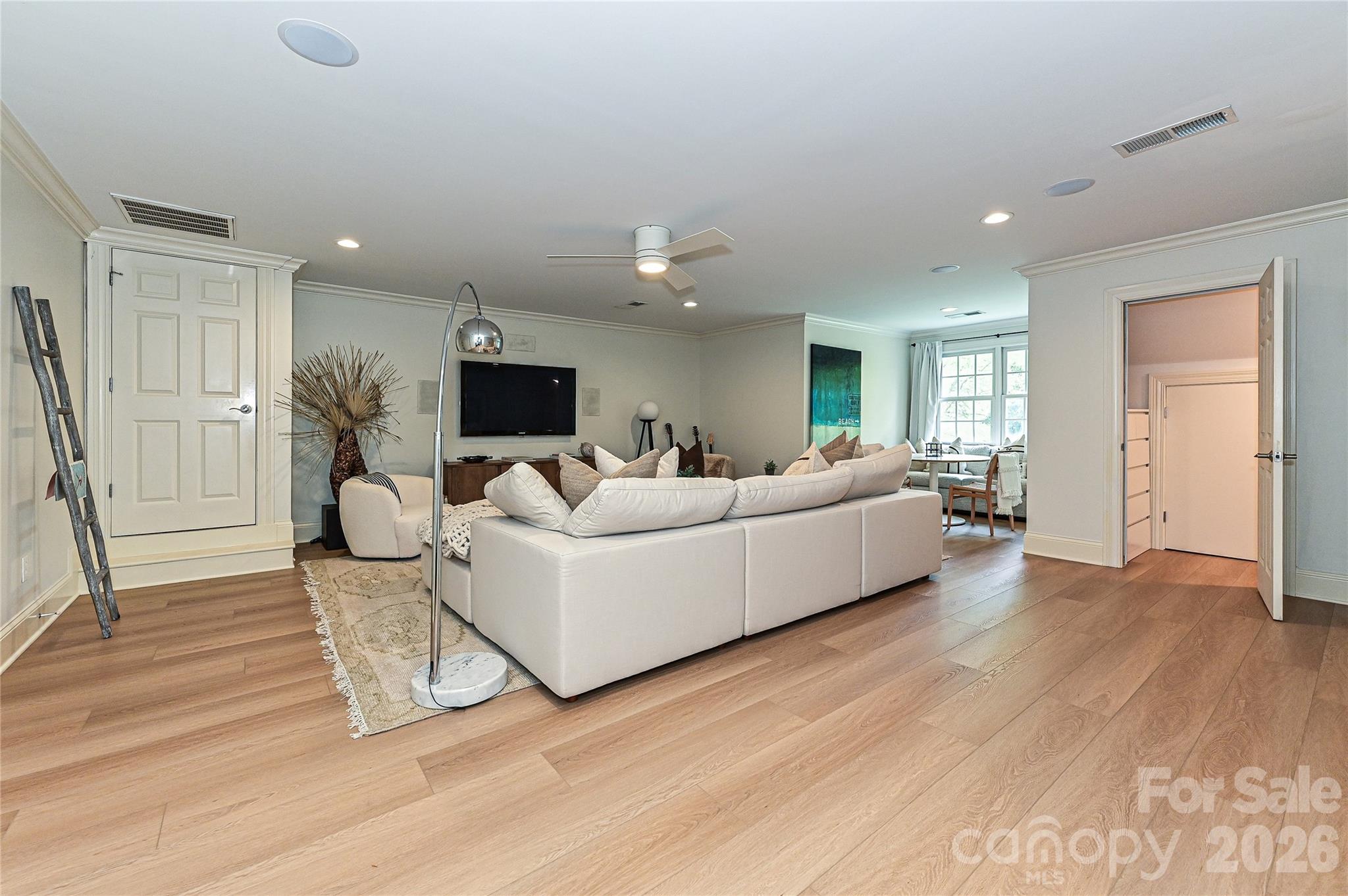 1126 Concord Road