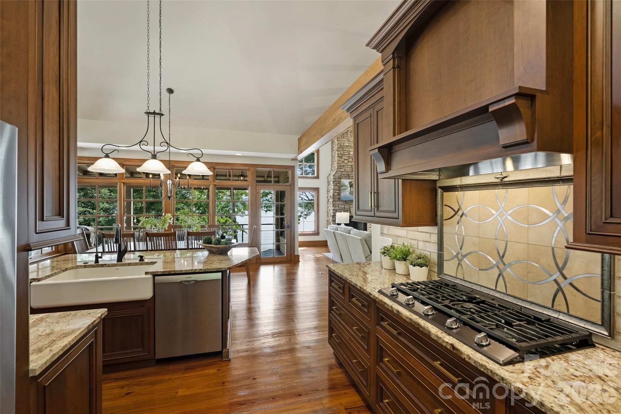 602 Pearl Bay Drive