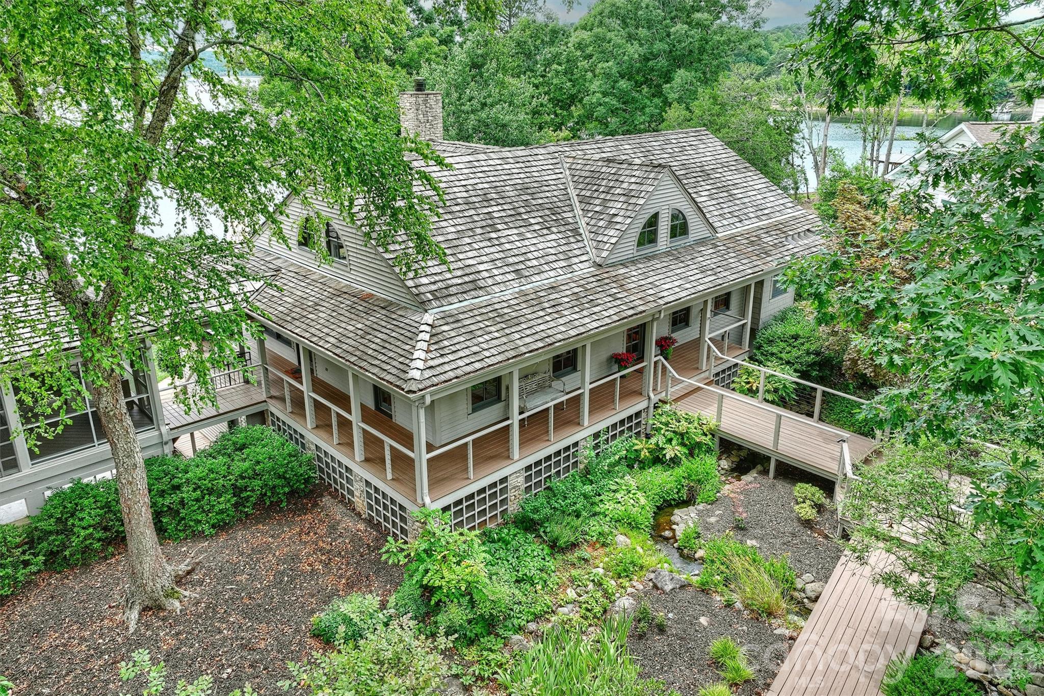 602 Pearl Bay Drive