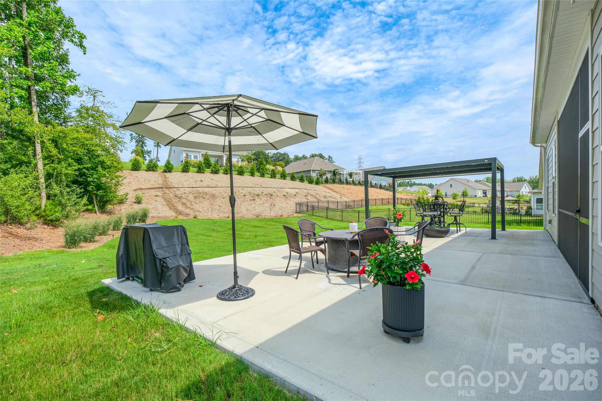 5614 Casper Drive Unit: 82