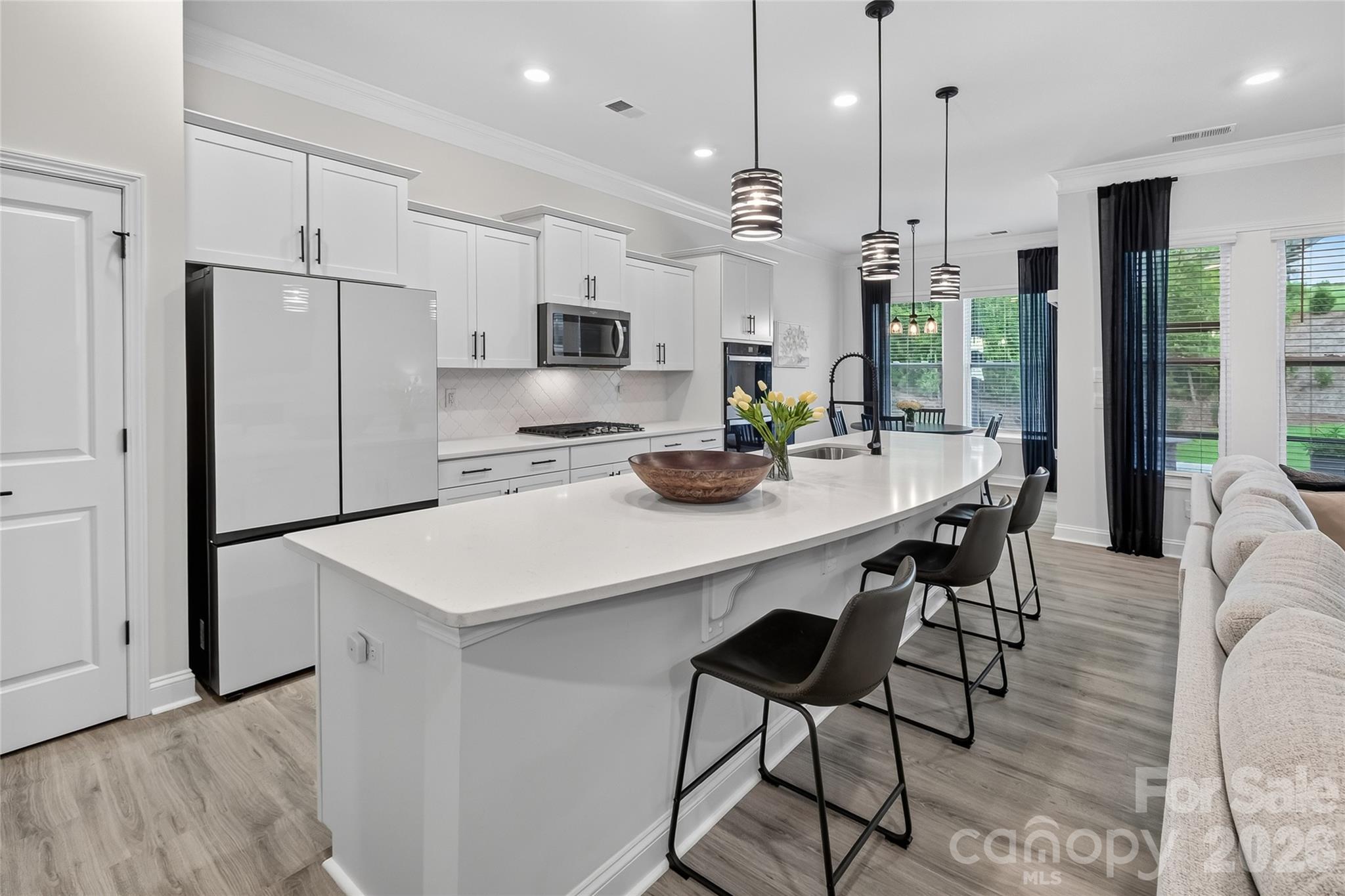 5614 Casper Drive Unit: 82