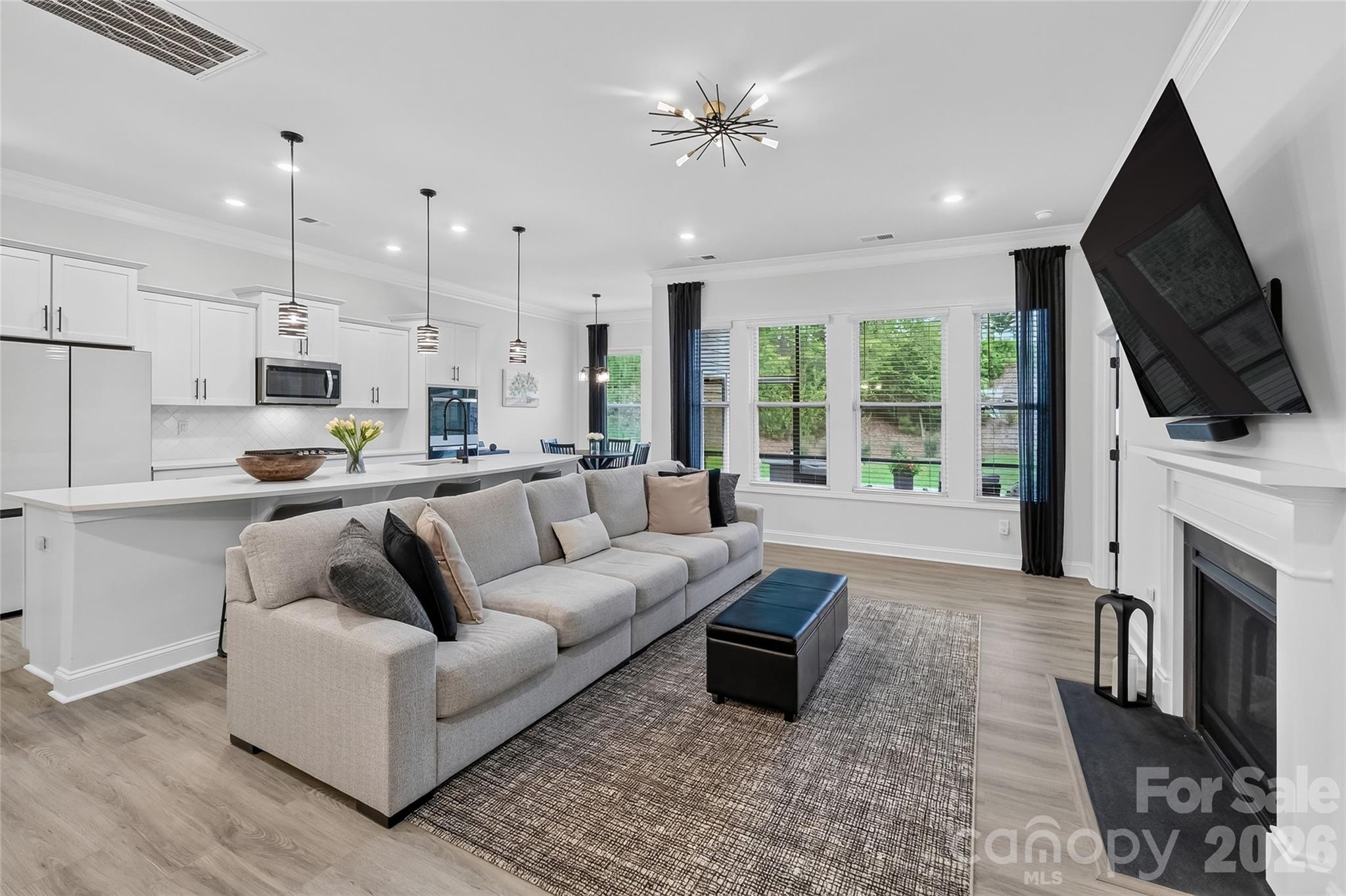 5614 Casper Drive Unit: 82