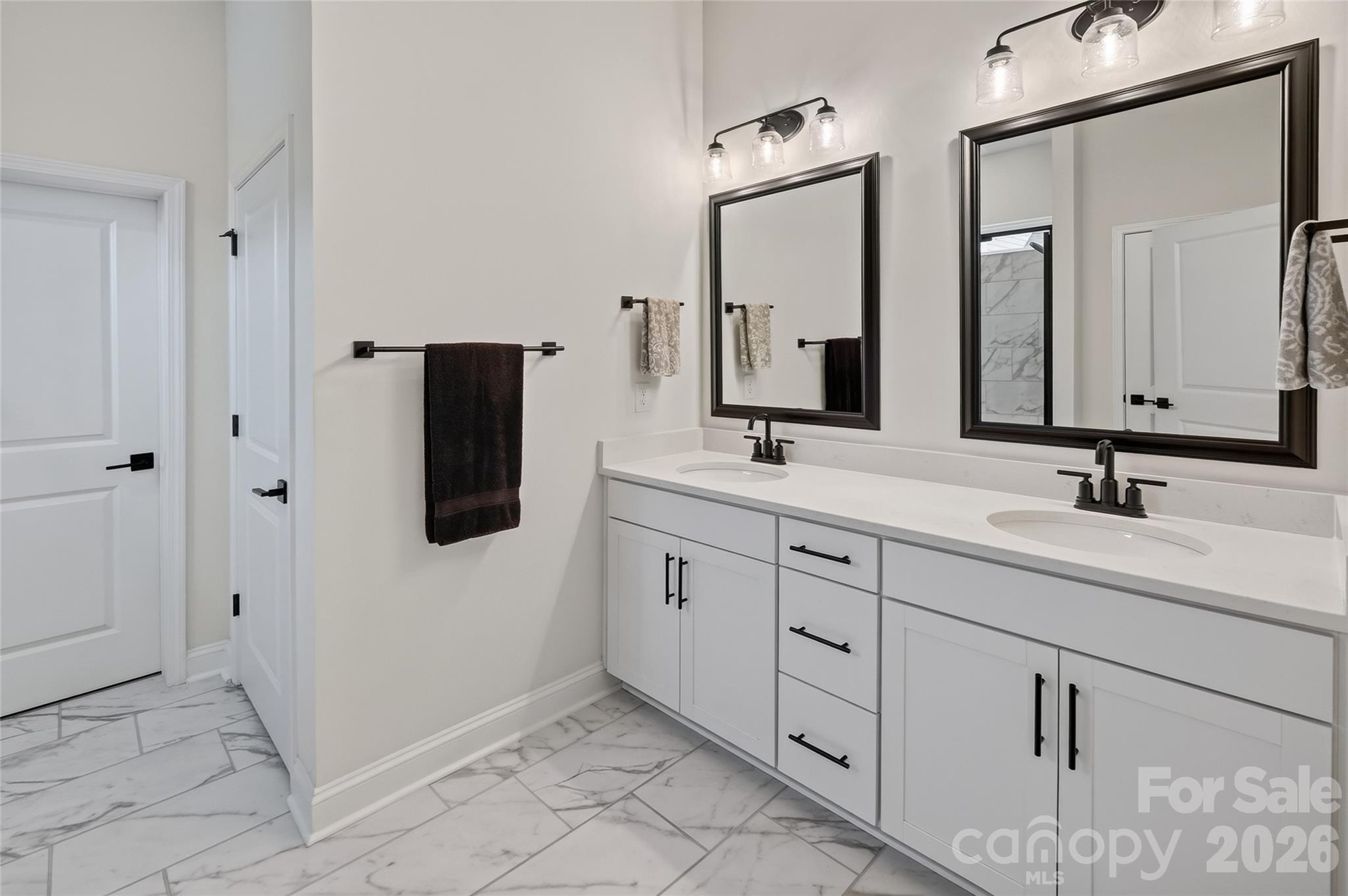 5614 Casper Drive Unit: 82