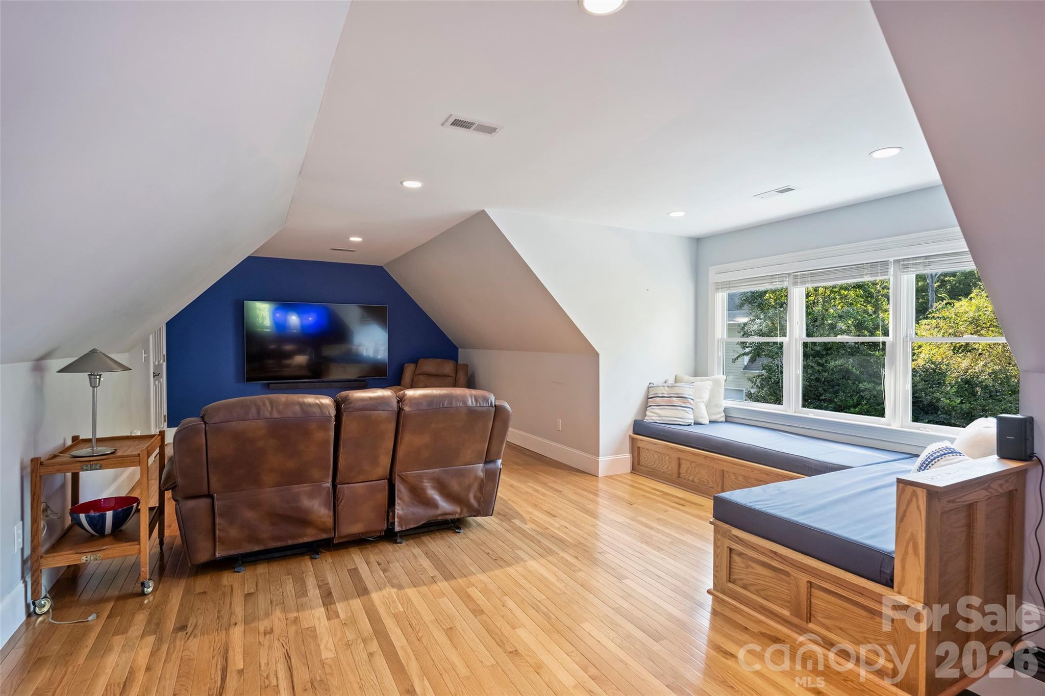 155 Pearl Bay Drive