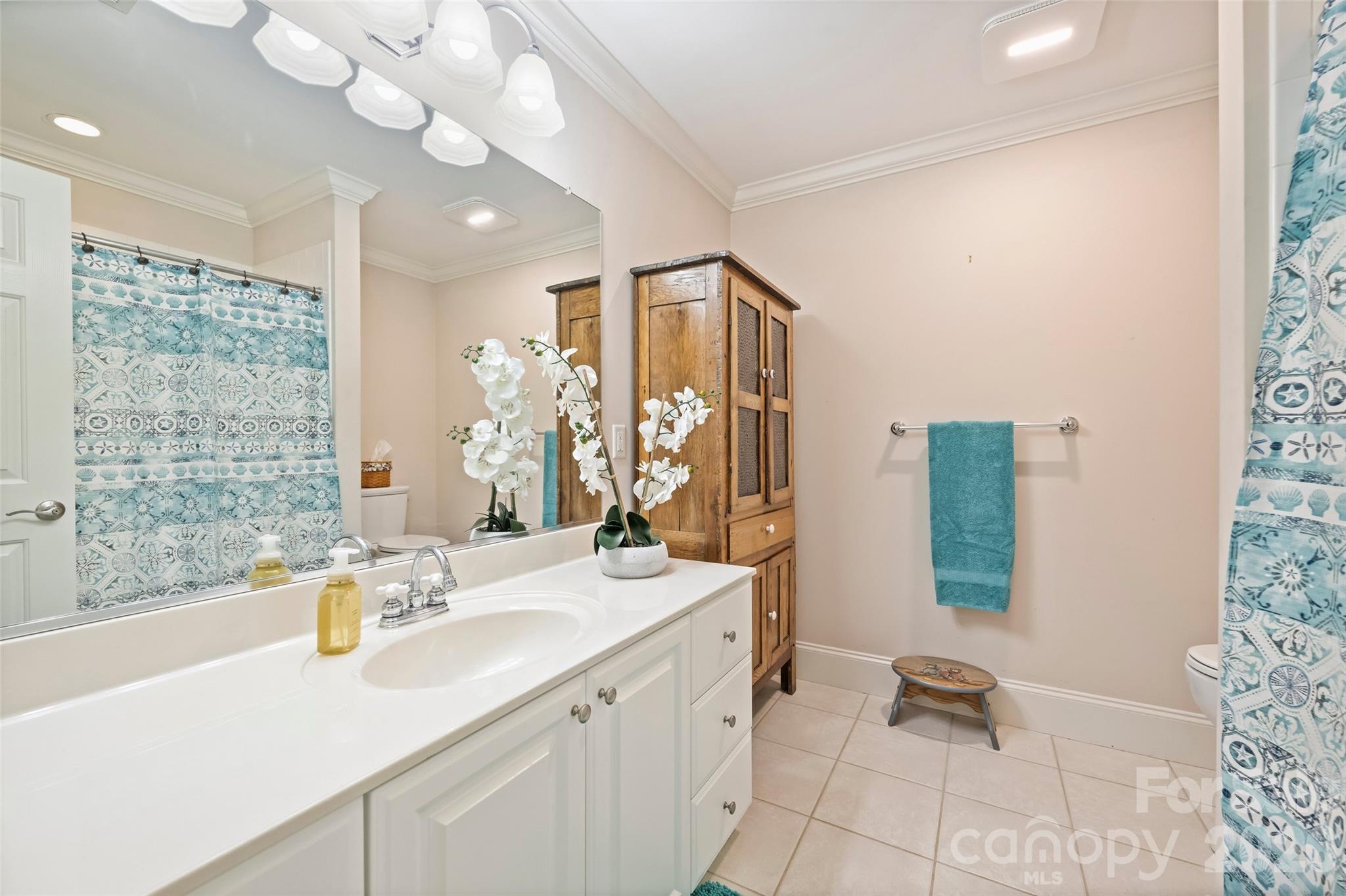 155 Pearl Bay Drive