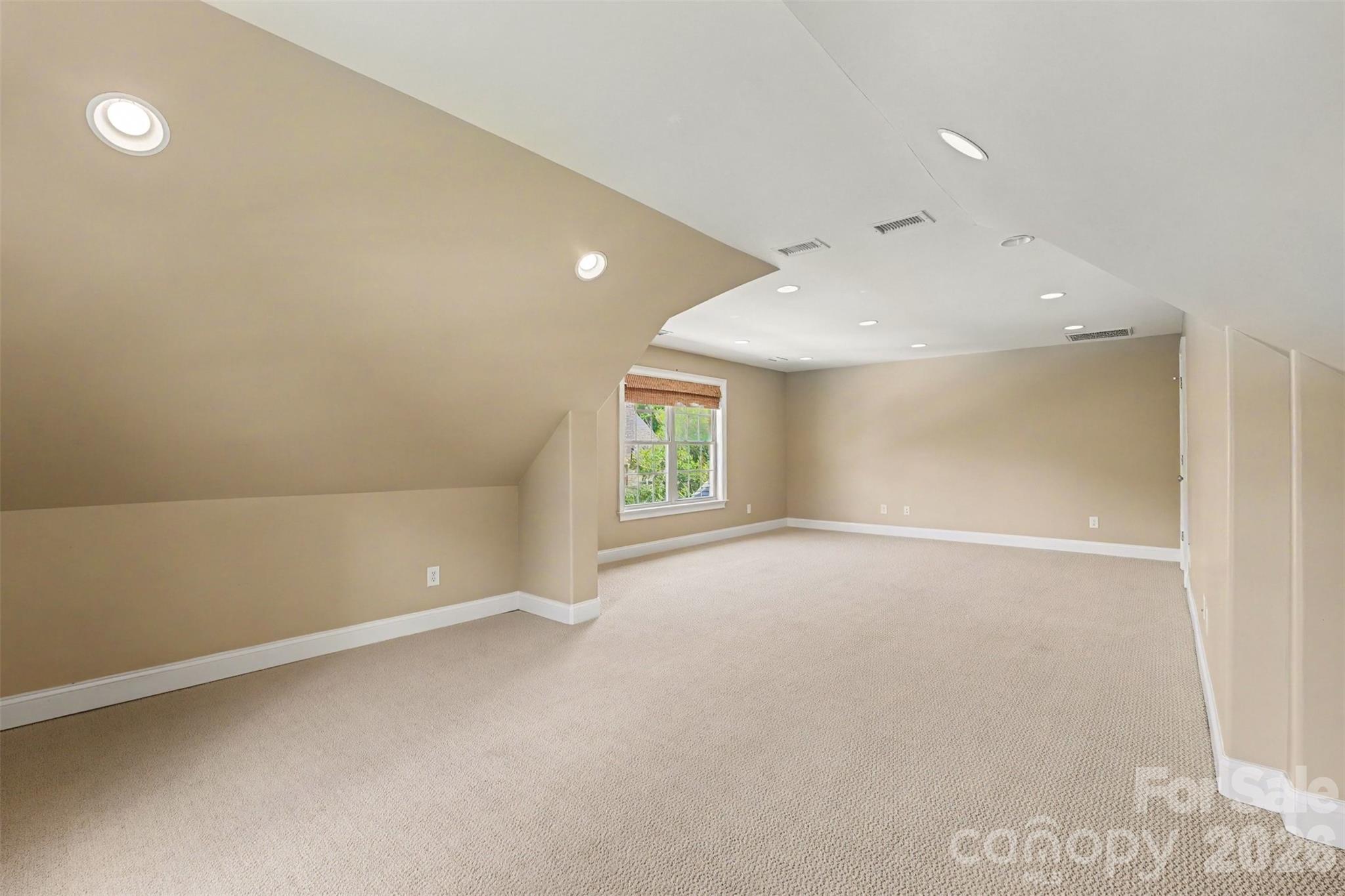 120 Palos Verde Drive