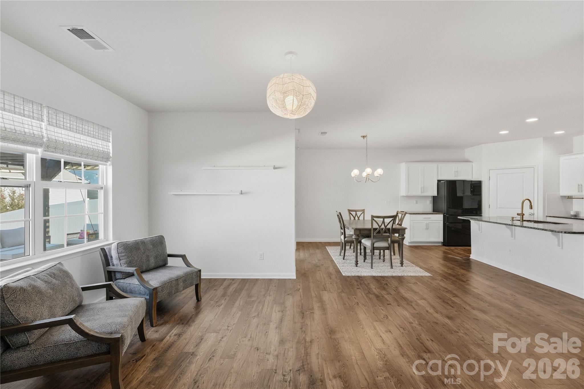 146 N Cromwell Drive