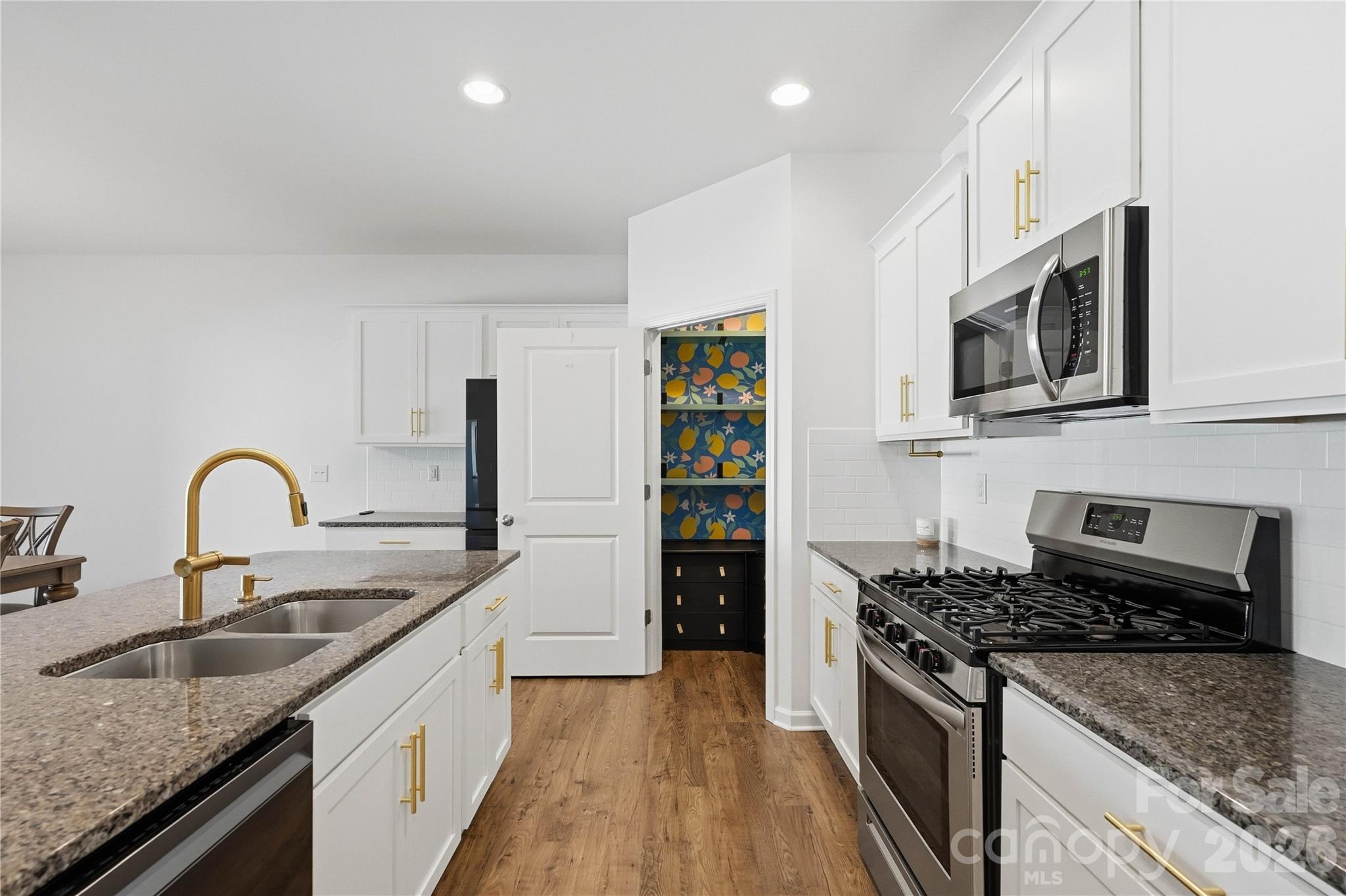 146 N Cromwell Drive