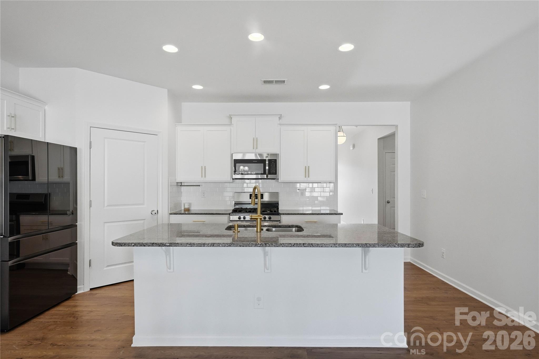 146 N Cromwell Drive
