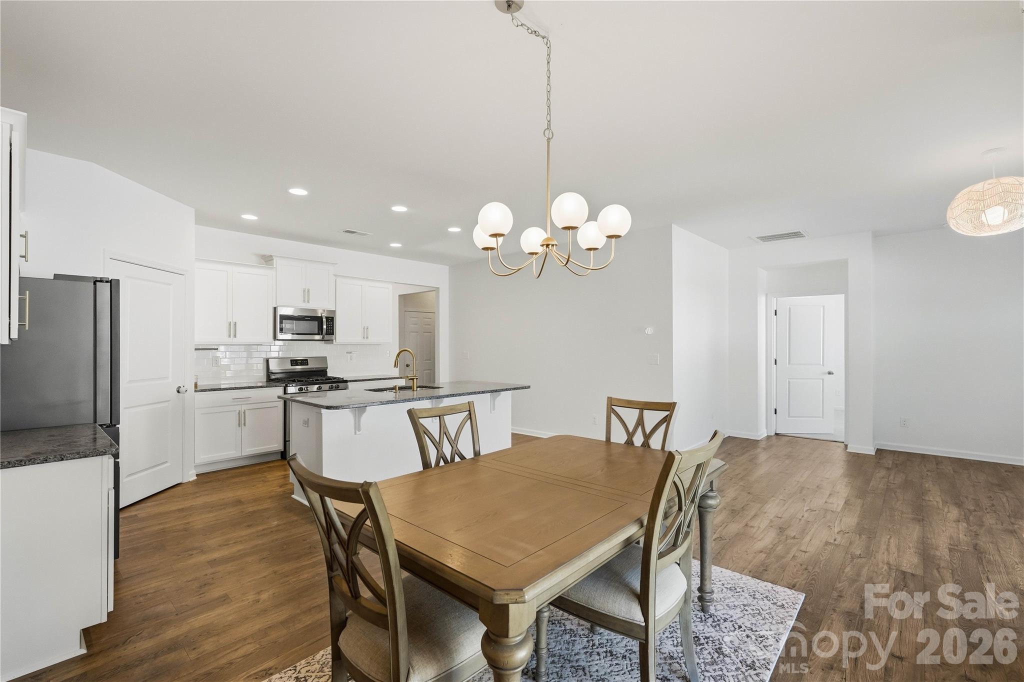 146 N Cromwell Drive