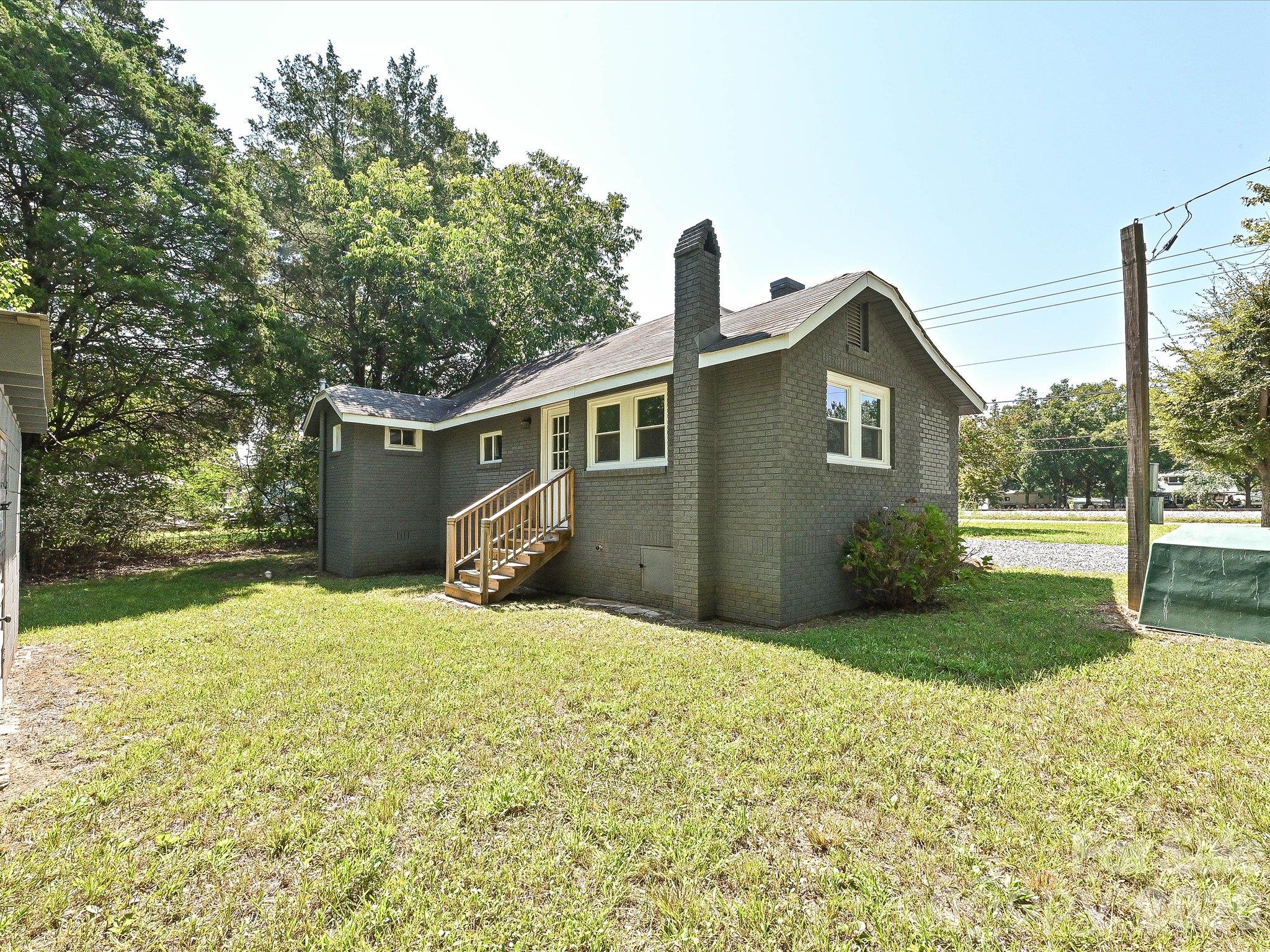 13185 Highway 52 Highway