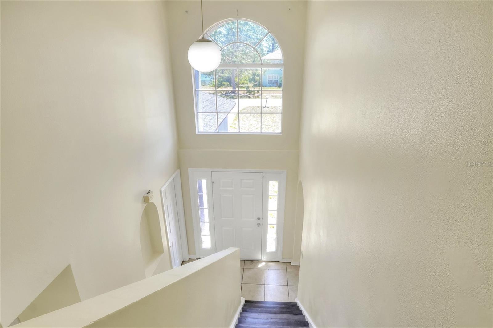 186 ROSEDALE DR