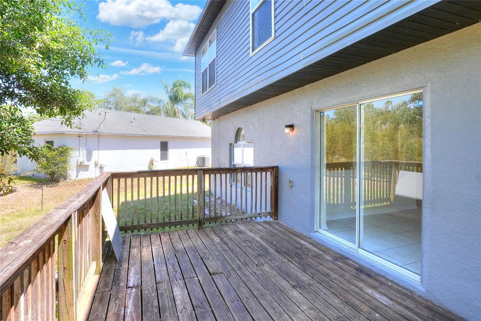 186 ROSEDALE DR