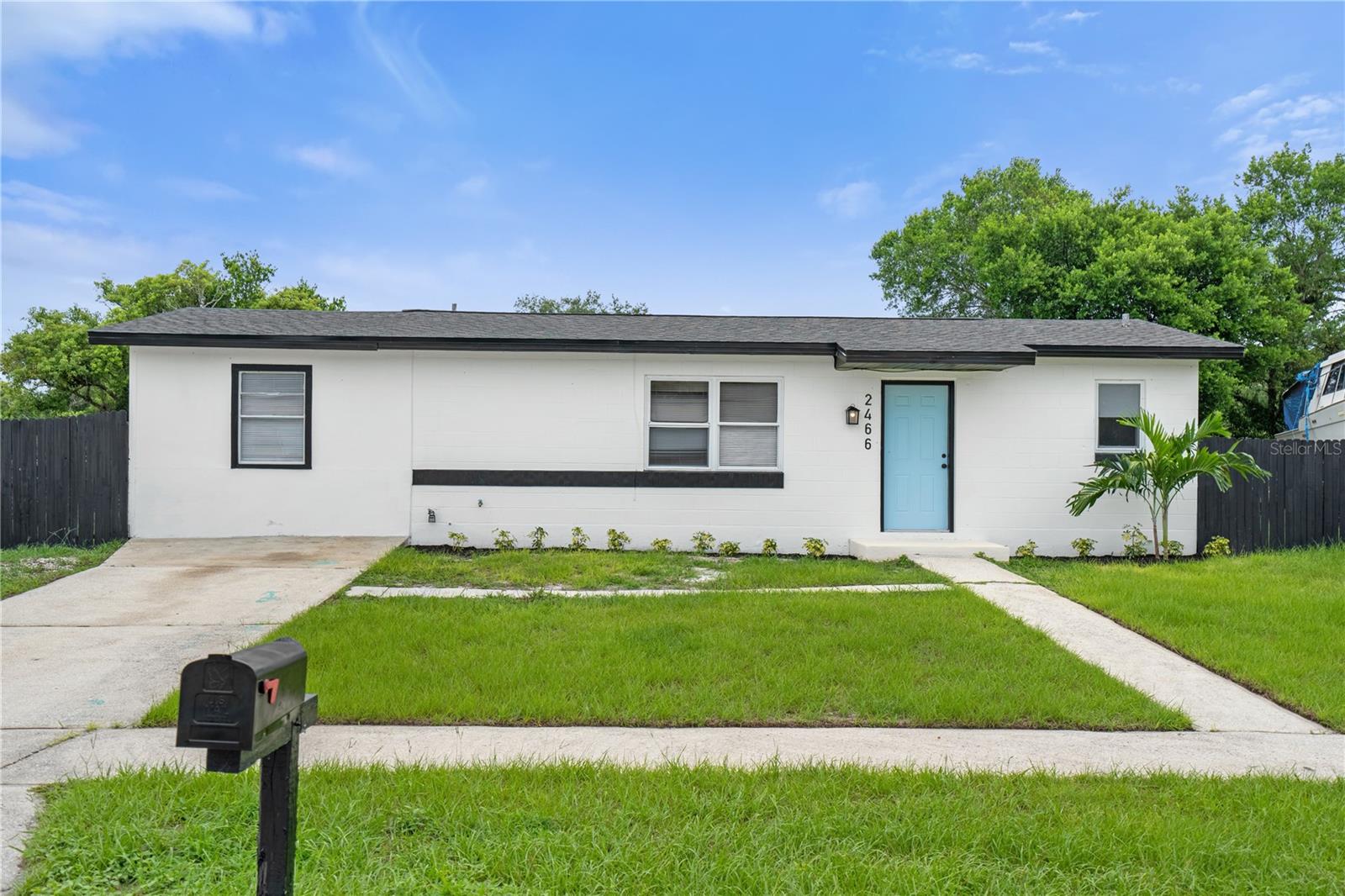 2466 CARDENA AVE