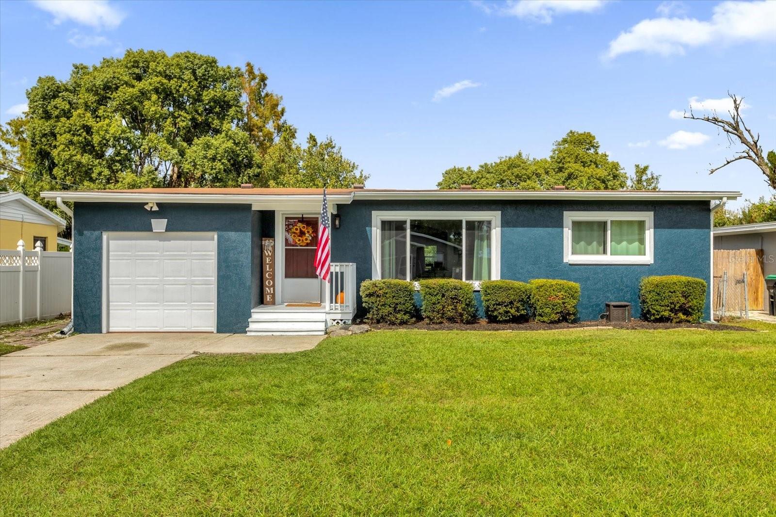 1415 CARLSON DR