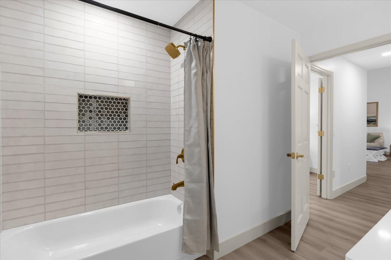 175 GOLF CLUB DR #175