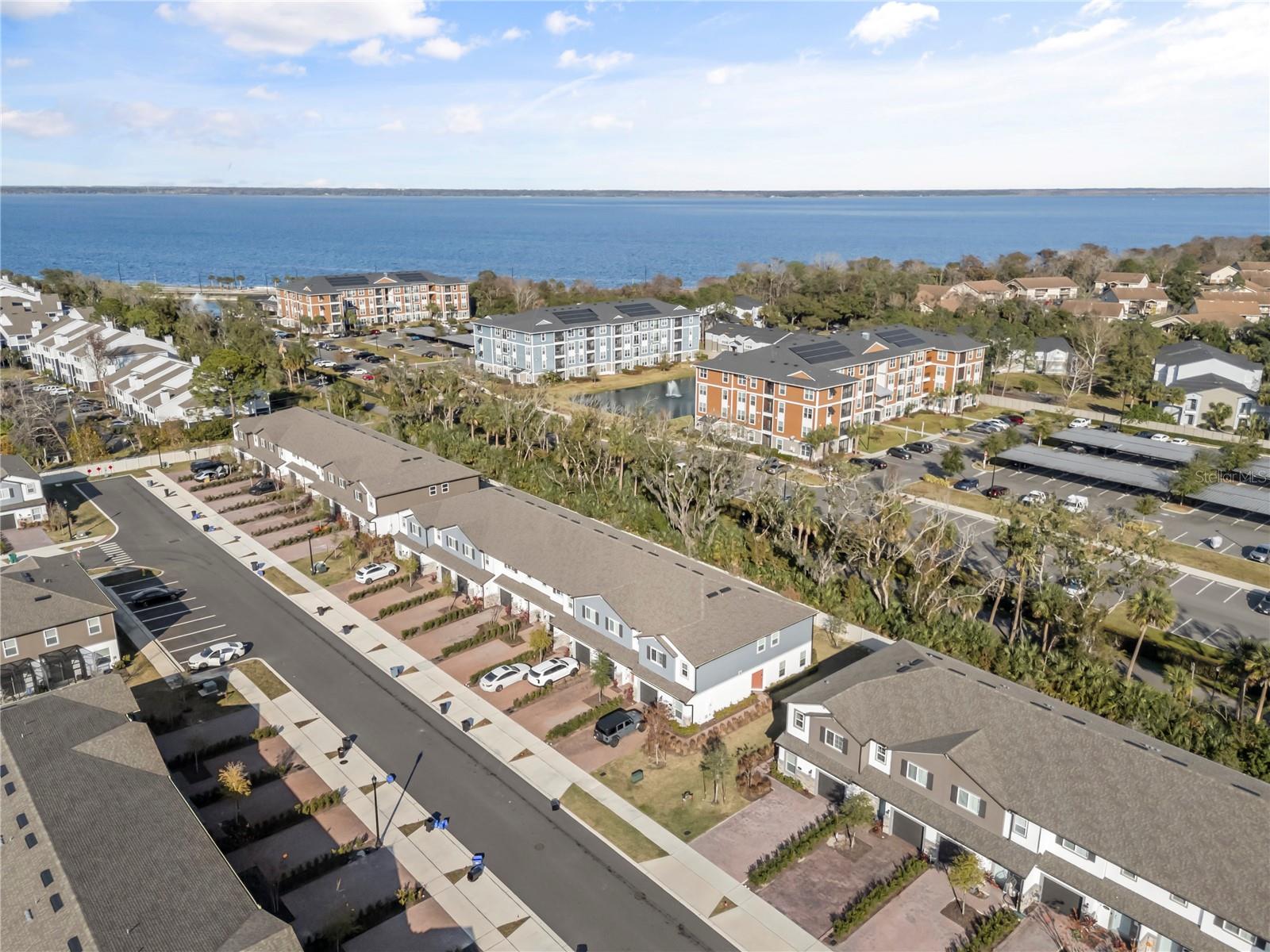 411 CAPE HONEYSUCKLE PL