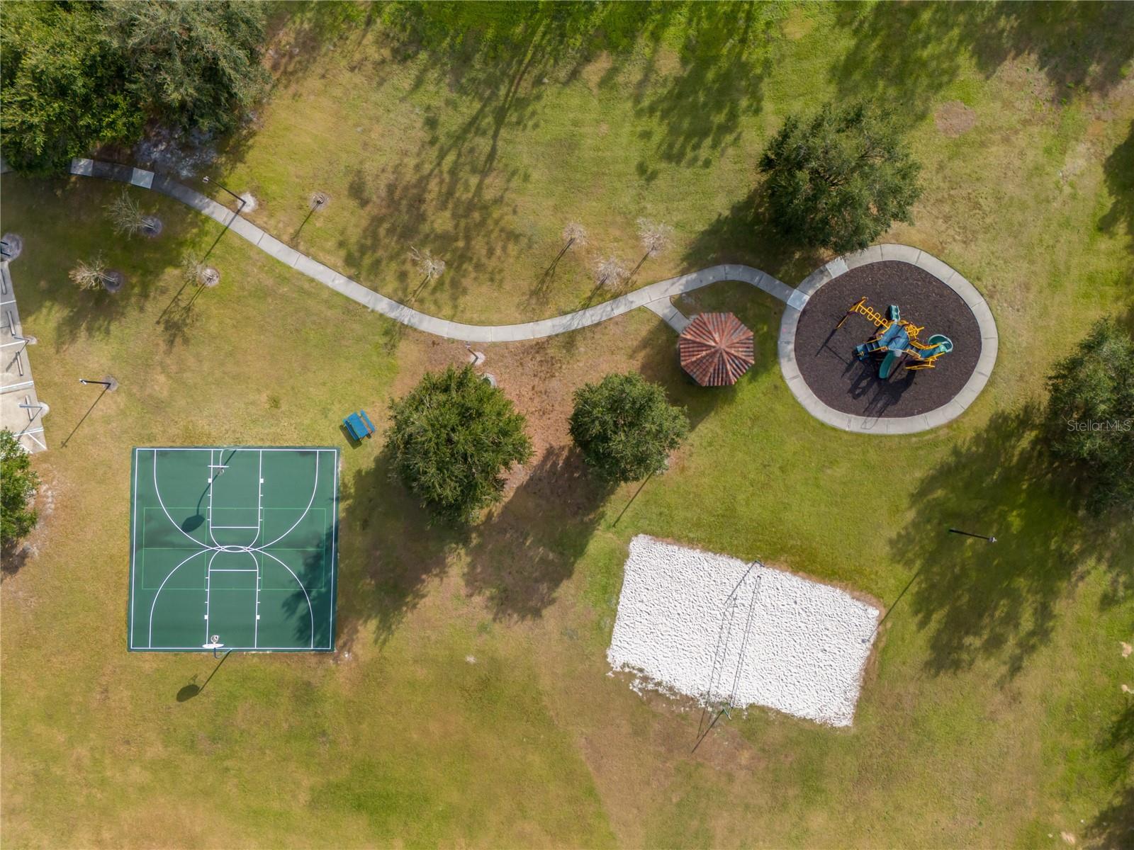 1208 BELLA VISTA CIR