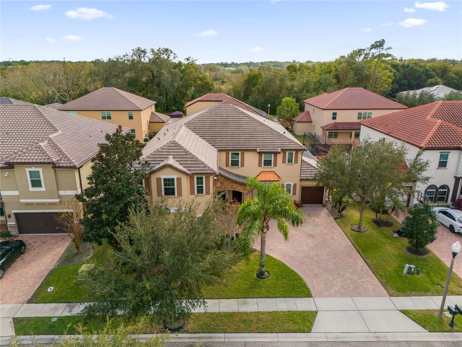 1208 BELLA VISTA CIR