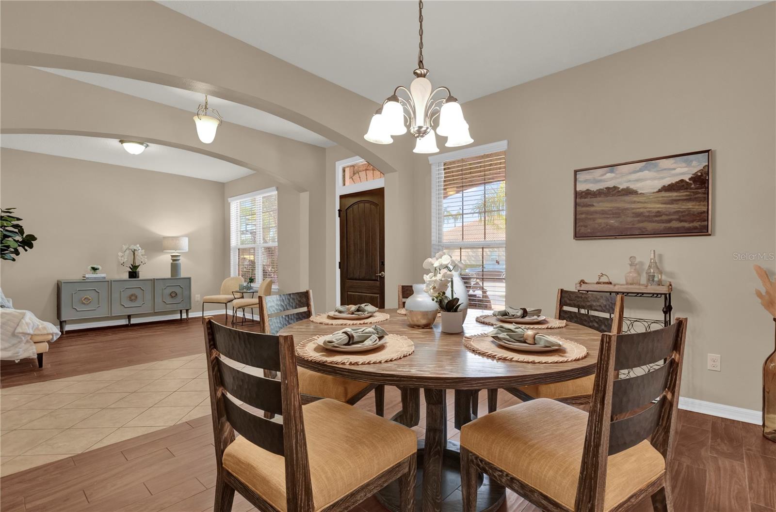 1208 BELLA VISTA CIR