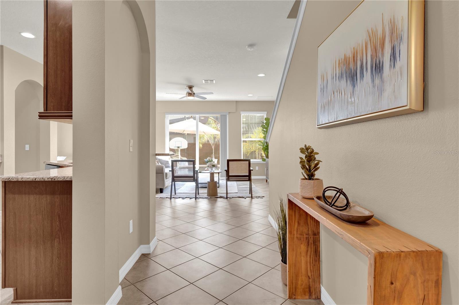 1208 BELLA VISTA CIR