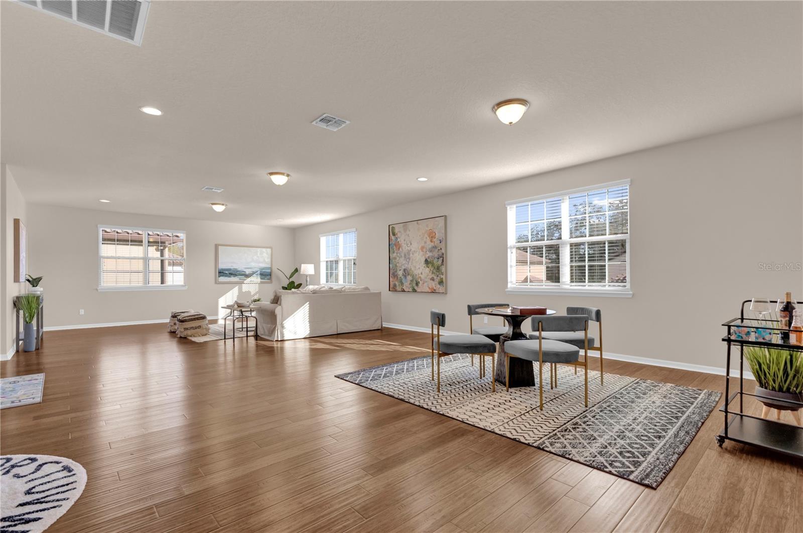 1208 BELLA VISTA CIR