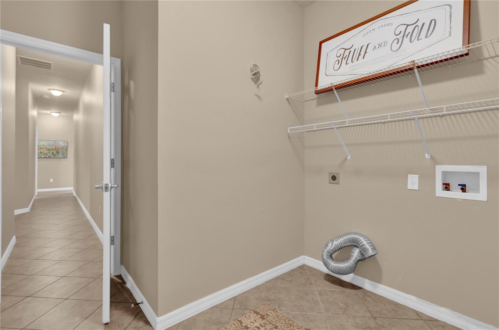 1208 BELLA VISTA CIR