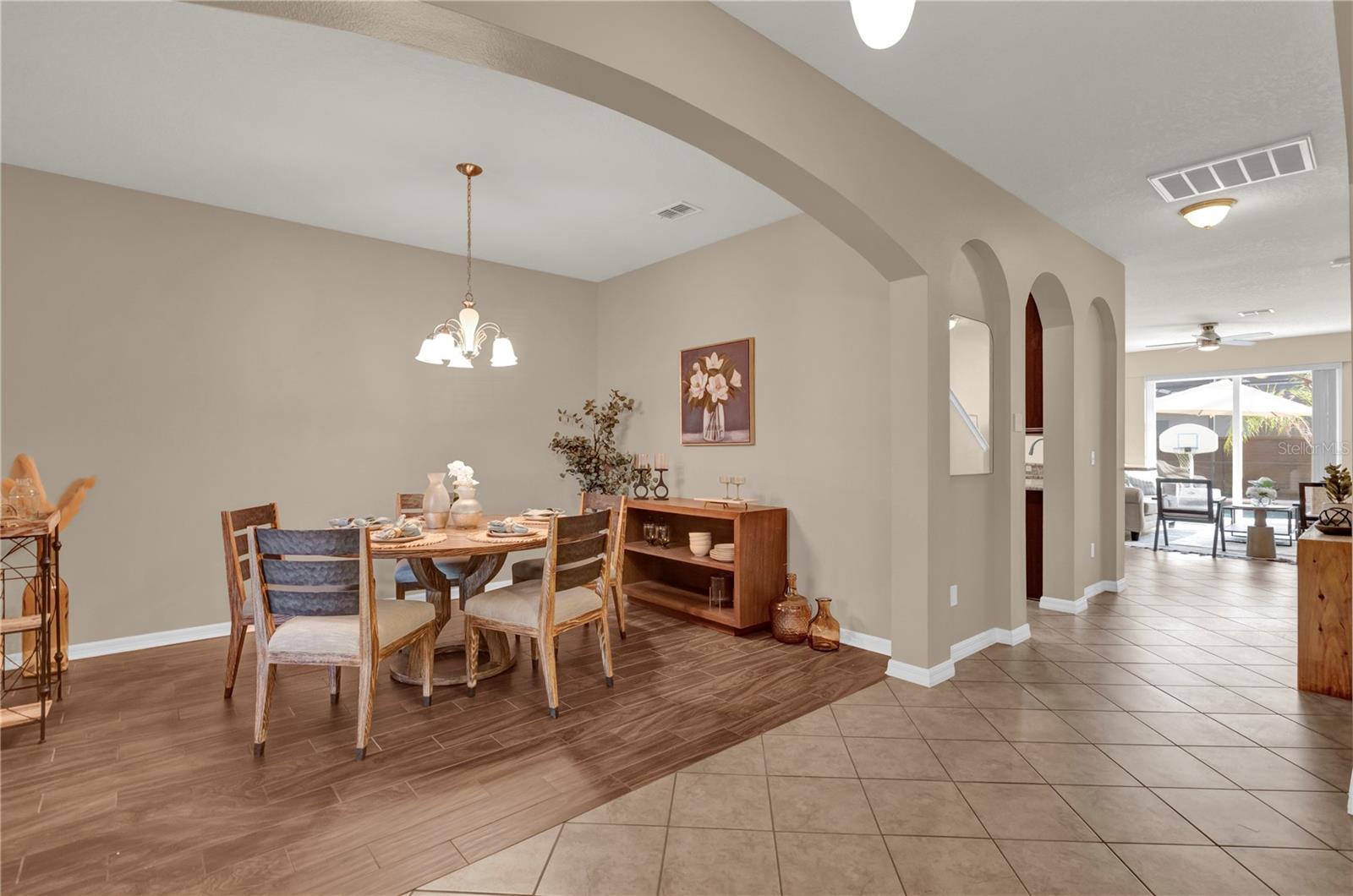 1208 BELLA VISTA CIR