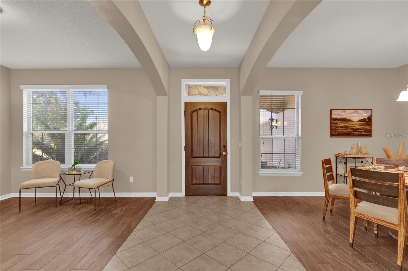 1208 BELLA VISTA CIR