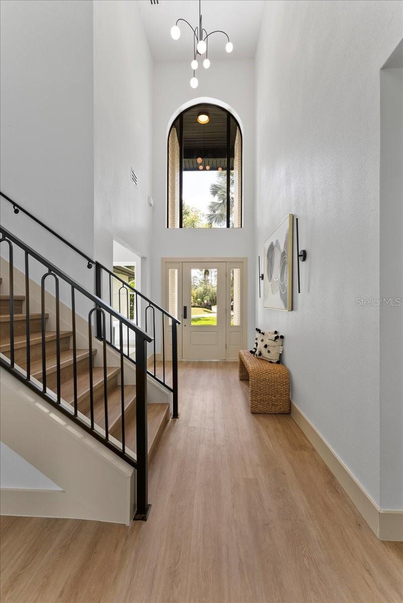 13562 S LAKE MARY JANE RD