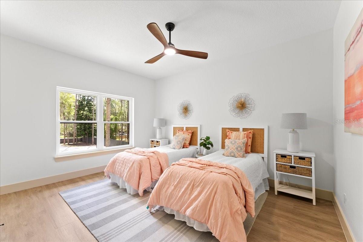 13562 S LAKE MARY JANE RD