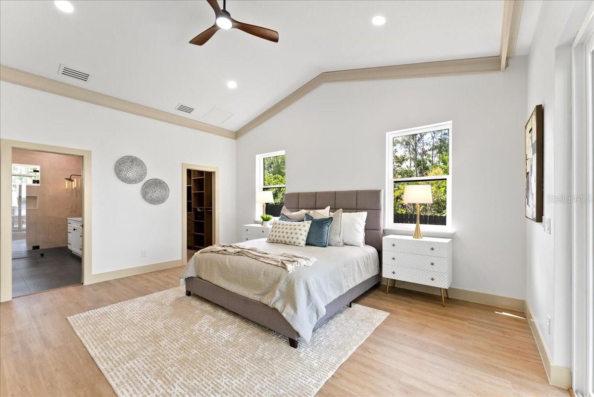 13562 S LAKE MARY JANE RD