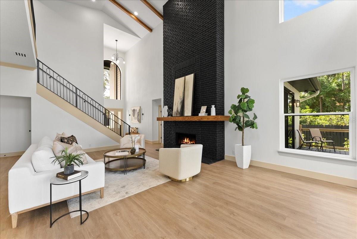 13562 S LAKE MARY JANE RD