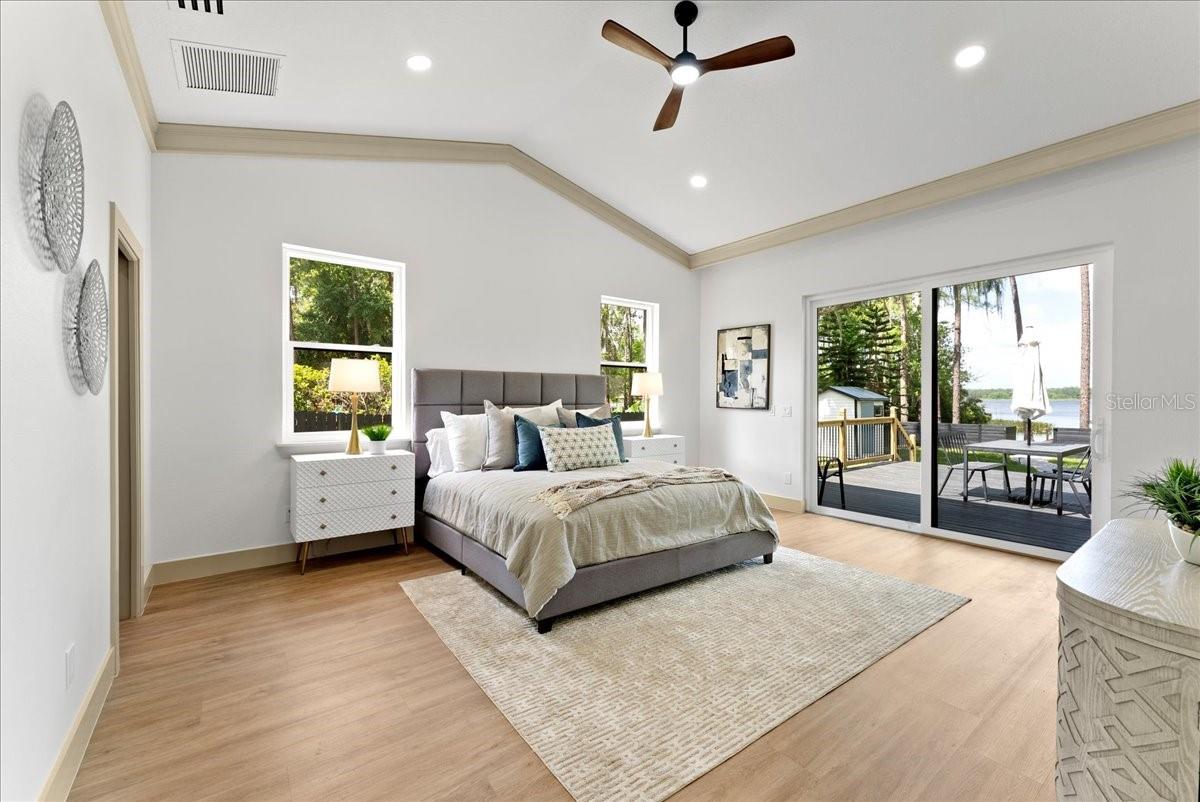 13562 S LAKE MARY JANE RD