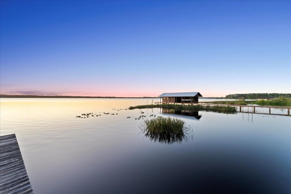 13562 S LAKE MARY JANE RD