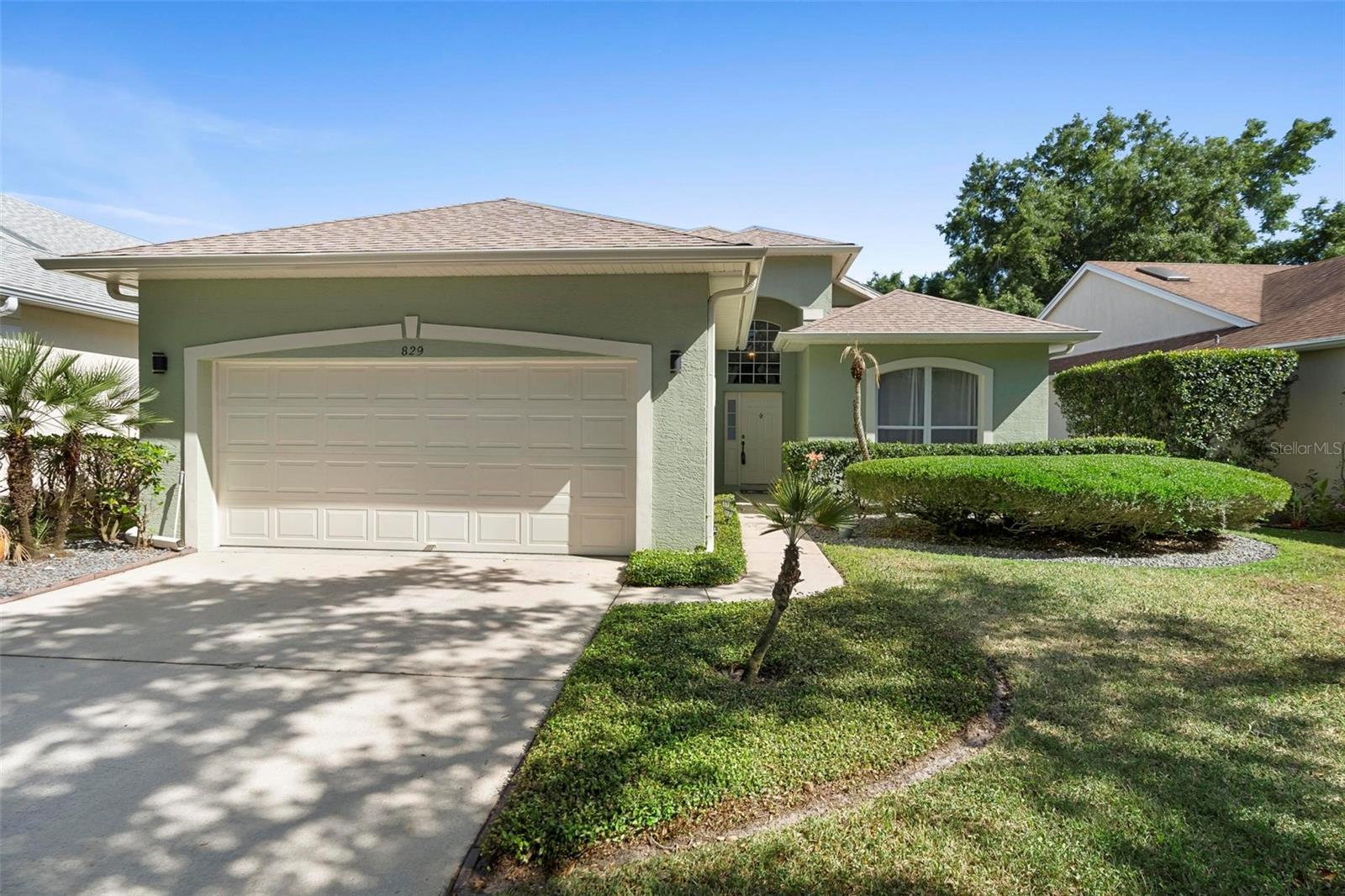 829 LAKEWORTH CIR