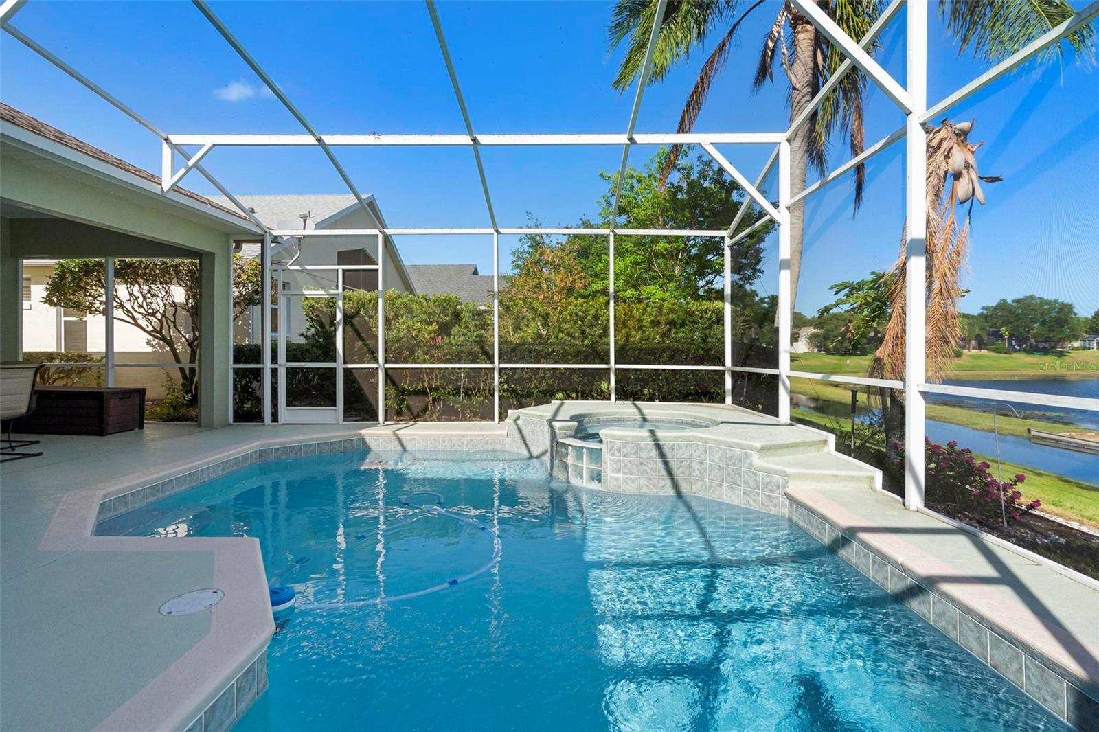 829 LAKEWORTH CIR