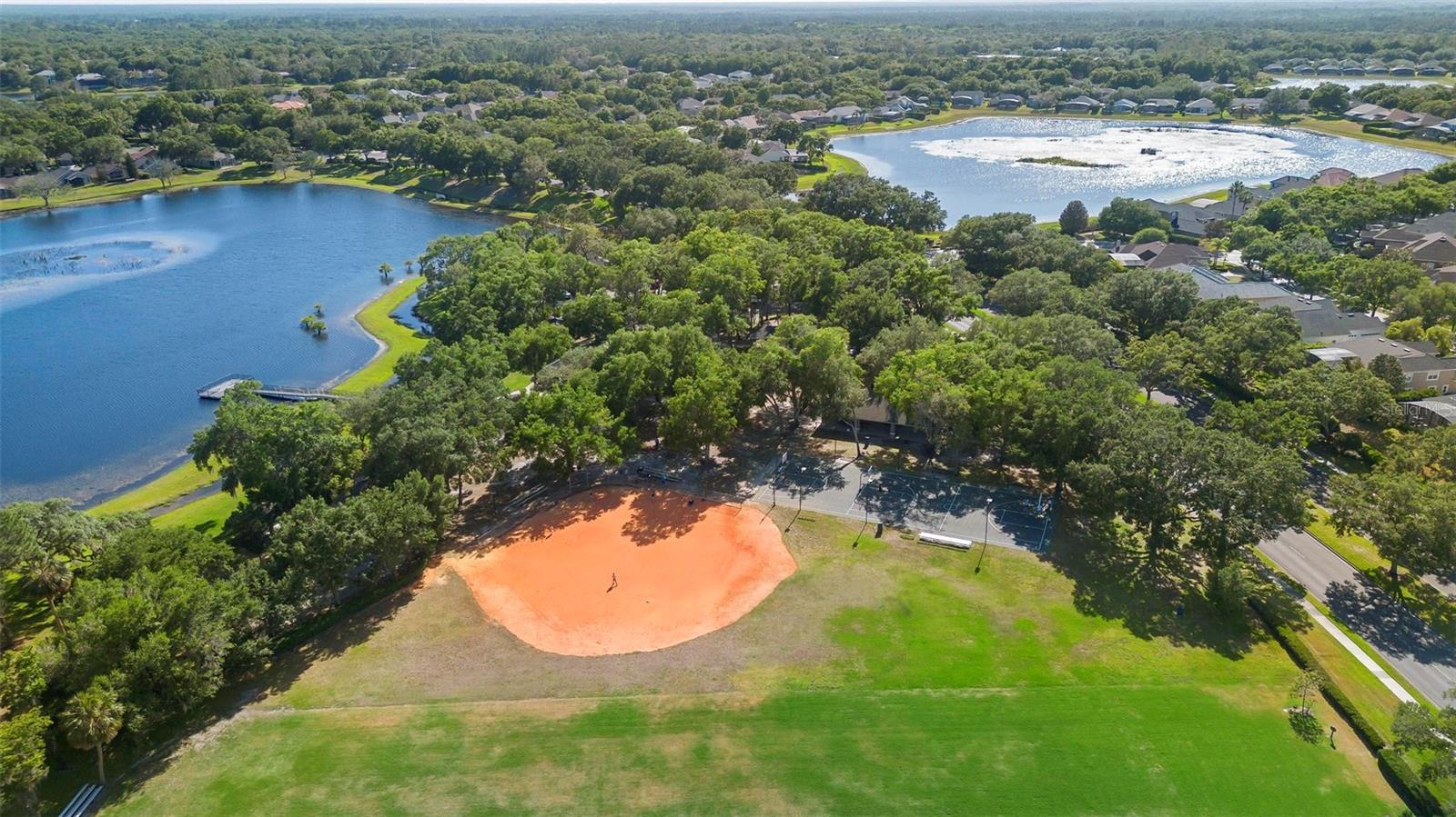 829 LAKEWORTH CIR