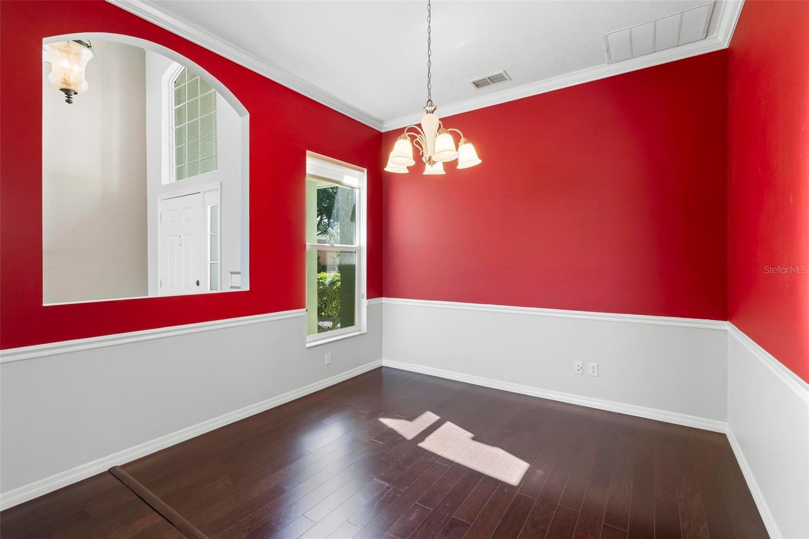 829 LAKEWORTH CIR