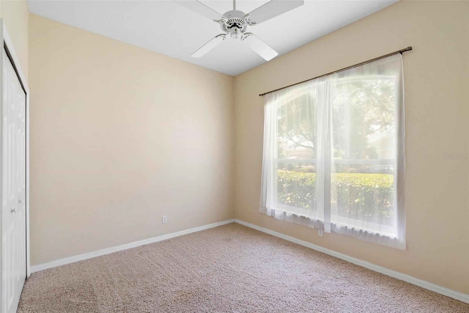 829 LAKEWORTH CIR