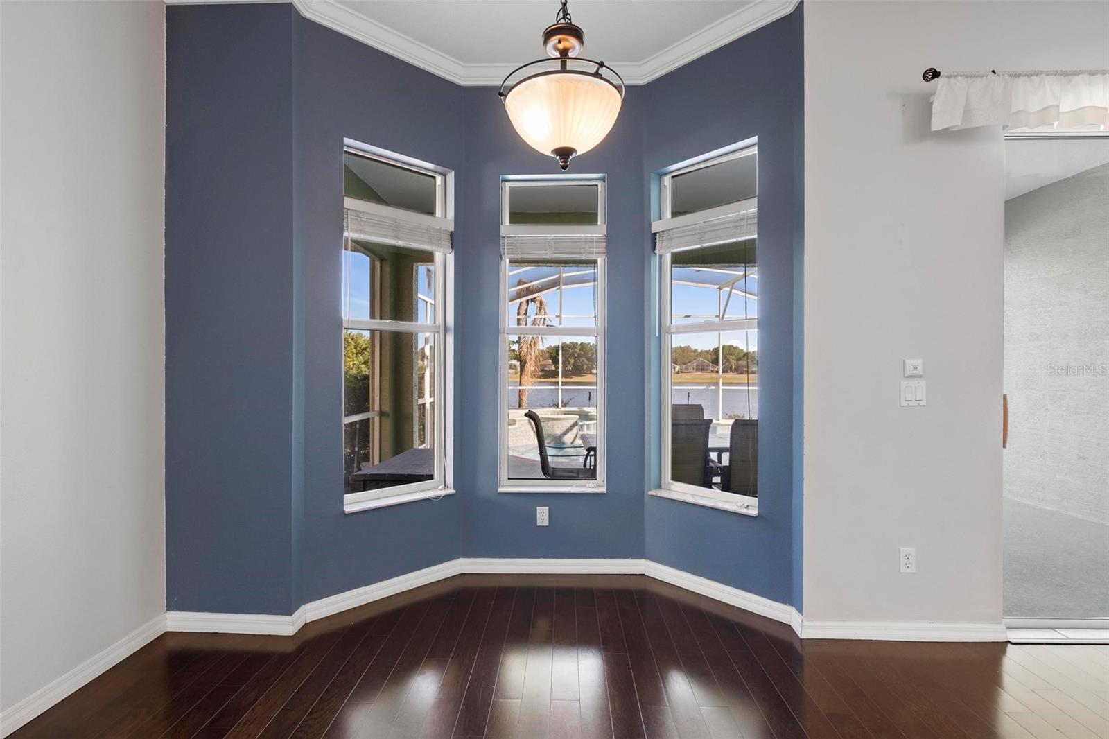 829 LAKEWORTH CIR