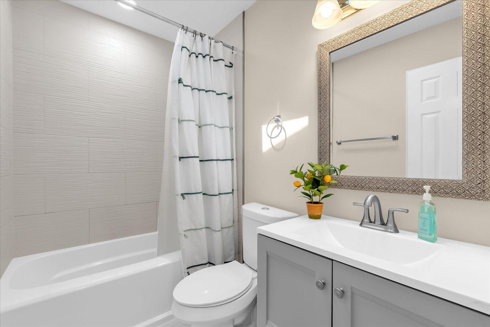 223 SCARBOROUGH CV