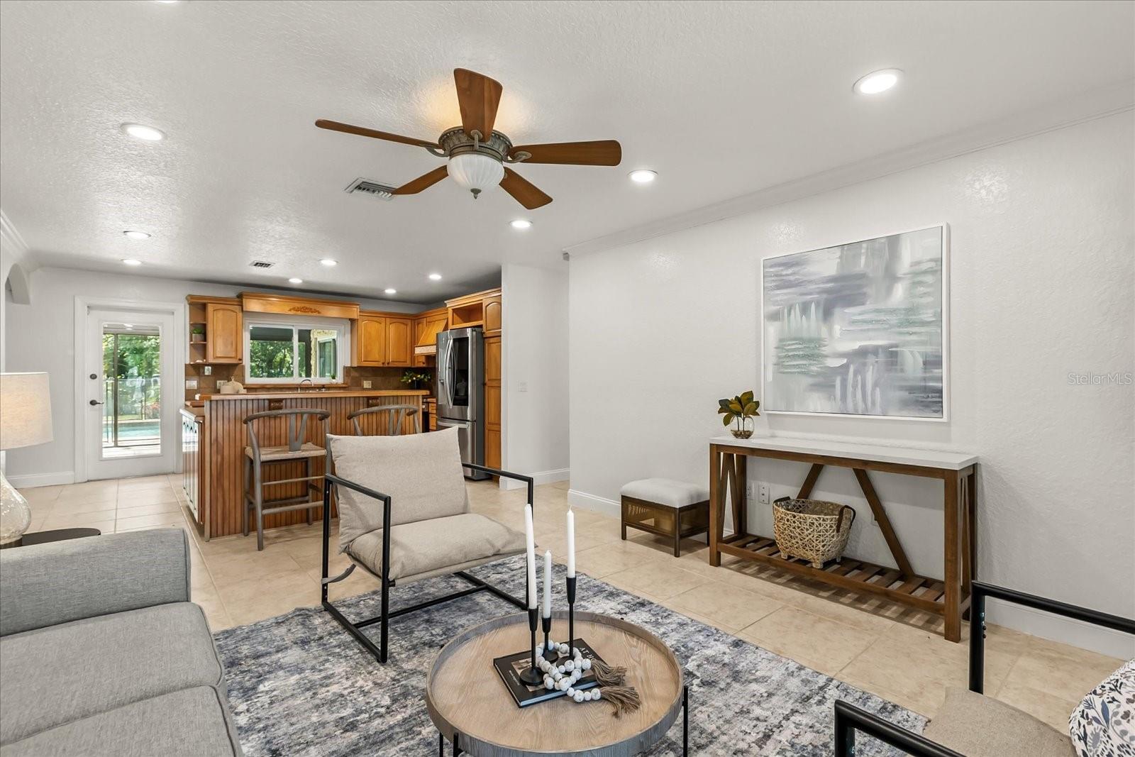 739 LITTLE WEKIVA CIR