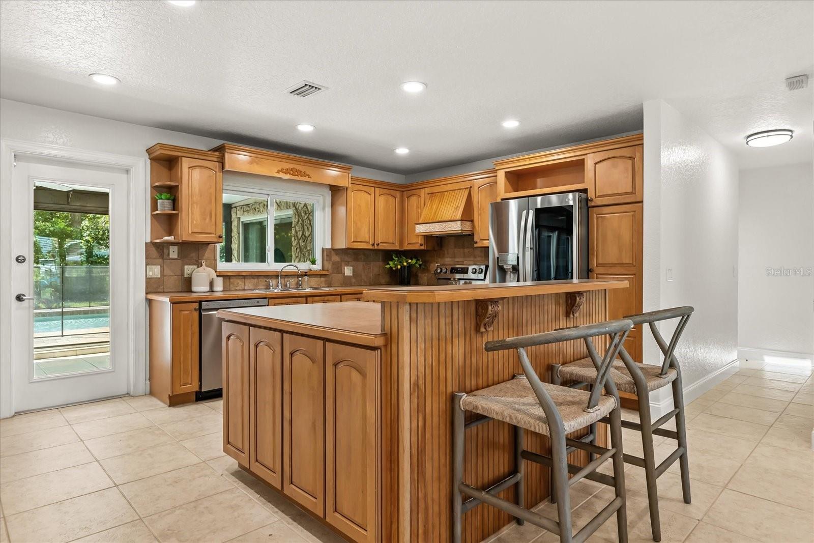 739 LITTLE WEKIVA CIR